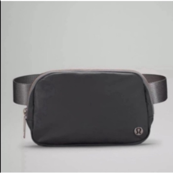 lululemon athletica Handbags - LAST ONE- Lululemon- Everywhere Belt Bag- asphalt grey